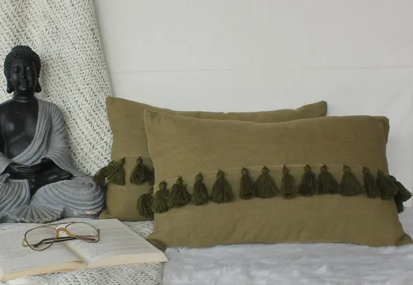 Pack_of_2_Pieces_Cotton_Green_Merit_Cotton_Tassel_Collection_Cushion_and_Pillow_Cover_for_Living_Room_and_Bedroom