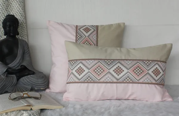Pack_of_2_Pieces_Cotton_Pink_Mesh_Jacquard_Collection_Cushion_Cover_for_Living_Room_and_Bedroom