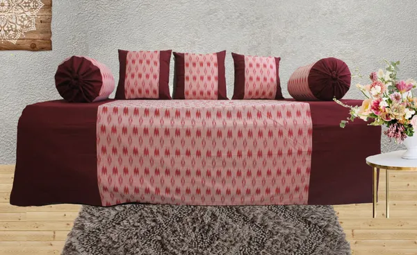 Pack_of_6_Pieces_Cotton_Maroon_Pochampaaly_Weave_Ikat_Printed_Collection_Diwan_Set_For_Living_Room