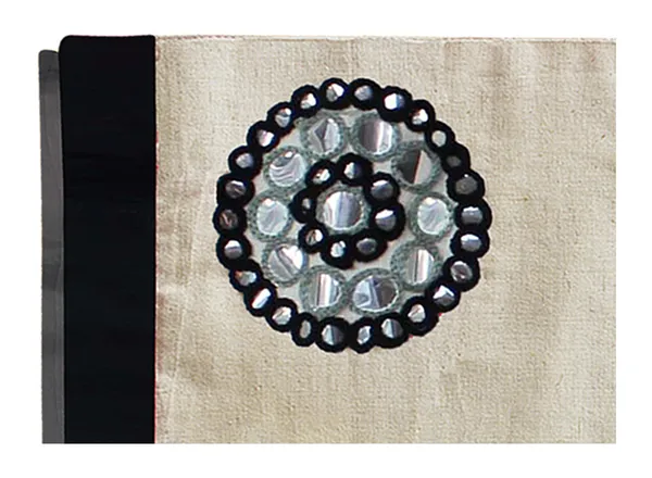 Pack_of_18_Pieces_Cotton_Black_Grey_Circular_embroidery_Place_Mat_for_Dinning_and_Center_Table