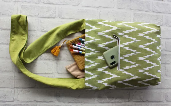 Pack_of_1_Piece_Cotton_Green_Waggle_Printed_Collection_Crossbody_Messenger_Bag_for_Women,_Men,_Girl_&_Boy