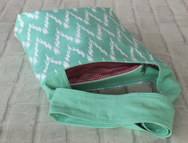Pack_of_1_Piece_Cotton_Aqua_Waggle_Printed_Collection_Crossbody_Messenger_Bag_for_Women,_Men,_Girl_&_Boy