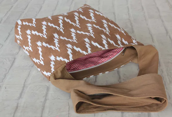 Pack_of_1_Piece_Cotton_Brown_Waggle_Printed_Collection_Crossbody_Messenger_Bag_for_Women,_Men,_Girl_&_Boy