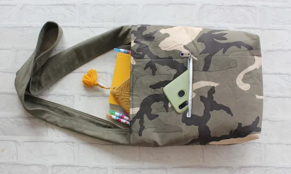Pack_of_1_Piece_Cotton_Green_Camouflage_Printed_Collection_Crossbody_Messenger_Bag_for_Women,_Men,_Girl_&_Boy