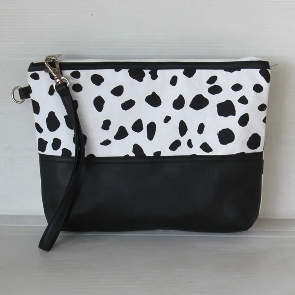 Pack_of_1_Piece_Cotton_Black_Doffy_Dots_Collection_Printed_Multi_Utility_Pouch_for_Travel_and_Storage_Accessories_Organizerfor_Men,_Women,_Girl,_Boy