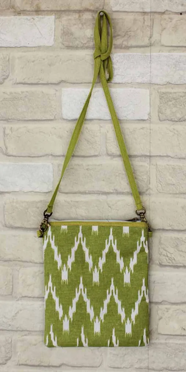 Pack_of_1_Piece_Cotton_Green_Waggle_Printed_Collection_Crossbody_Sling_for_Women_&_Girl