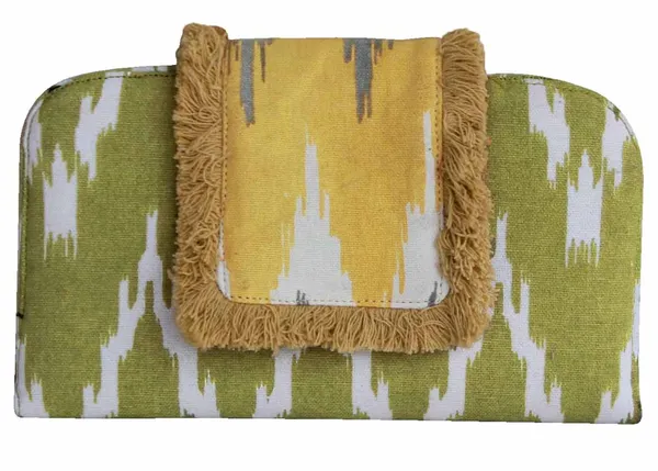 Pack_of_1_Piece_Cotton_Green_Waggle_Printed_Wallet_Collection_for_Girls_&_Women