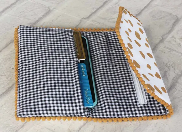Pack_of_1_Piece_Cotton_Beige_Duffy_Dots_Printed_Wallet_Collection_for_Girls_&_Women