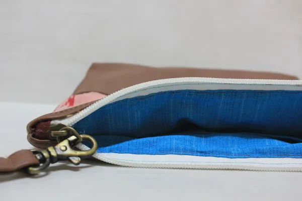Pack_of_1_Piece_Cotton_Maroon_Printed_Multi_Utility_Pouch_for_Travel_and_Storage_Accessories_Organizer