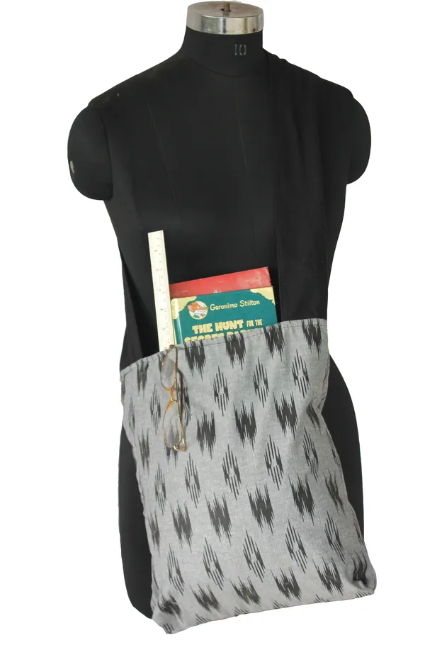 Pack_of_1_Piece_Cotton_Black_W-Ikat_Printed_Collection_Crossbody_Messenger_Bag_for_Women,_Men,_Girl_&_Boy