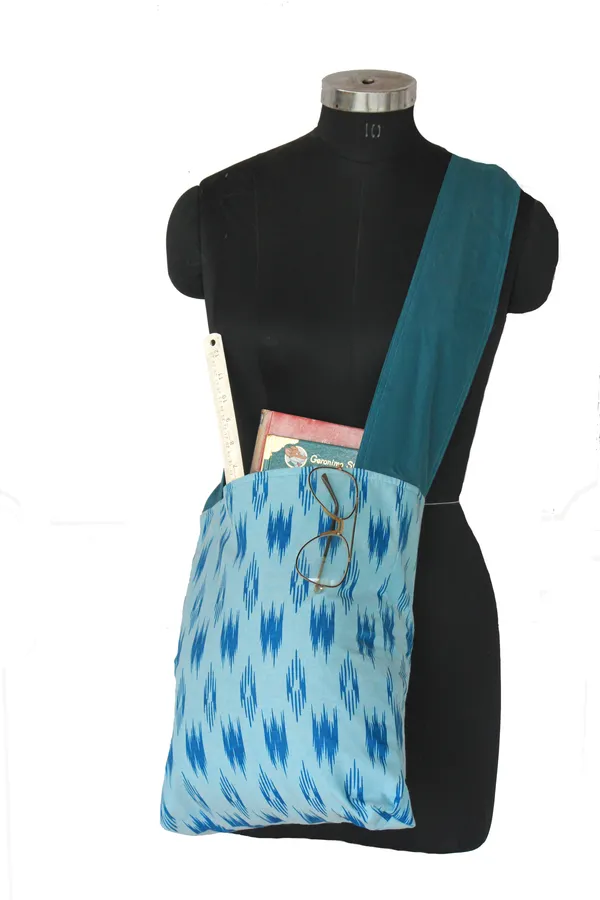 Pack_of_1_Piece_Cotton_Blue_W-Ikat_Printed_Collection_Crossbody_Messenger_Bag_for_Women,_Men,_Girl_&_Boy