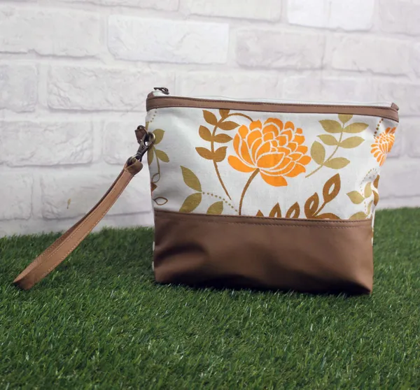 Pack_of_1_Piece_Cotton_Orange_Floral_Printed_Multi_Utility_Pouch_for_Travel_and_Storage_Accessories_Organizer