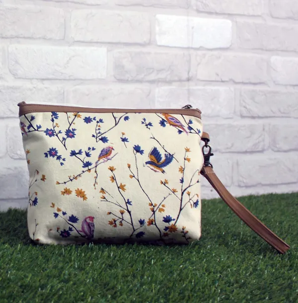 Pack_of_1_Piece_Cotton_Beige_Multi_Bird_Printed_Multi_Utility_Pouch_for_Travel_and_Storage