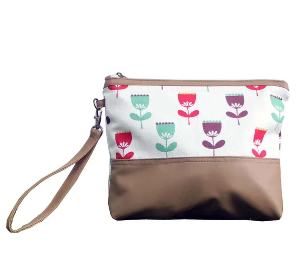 Pack_of_1_Piece_Cotton_Red_Mini_Floral_Printed_Multi_Utility_Pouch_for_Travel_and_Storage_Accessories_Organizer