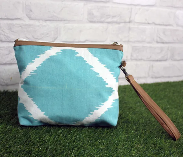 Pack_of_1_Piece_Cotton_Aqua_Ikat_Printed_Multi_Utility_Pouch_for_Travel_and_Storage_Accessories_Organizer
