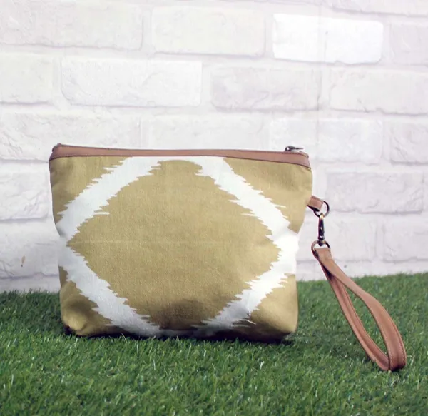 Pack_of_1_Piece_Cotton_Olive_Ikat_Printed_Multi_Utility_Pouch_for_Travel_and_Storage_Accessories_Organizer