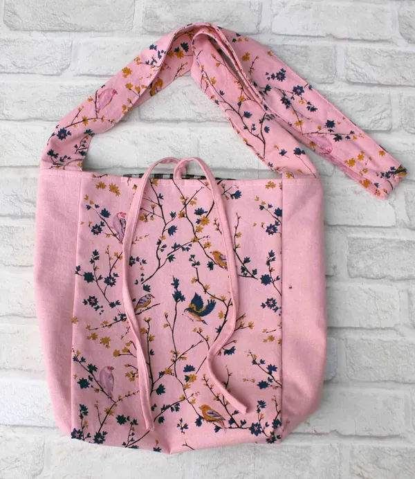 Pack_of_1_Piece_Cotton_Pink_Bird_Printed_Crossbody_Messenger_Bag_for_Women,_Men,_Girl_&_Boy