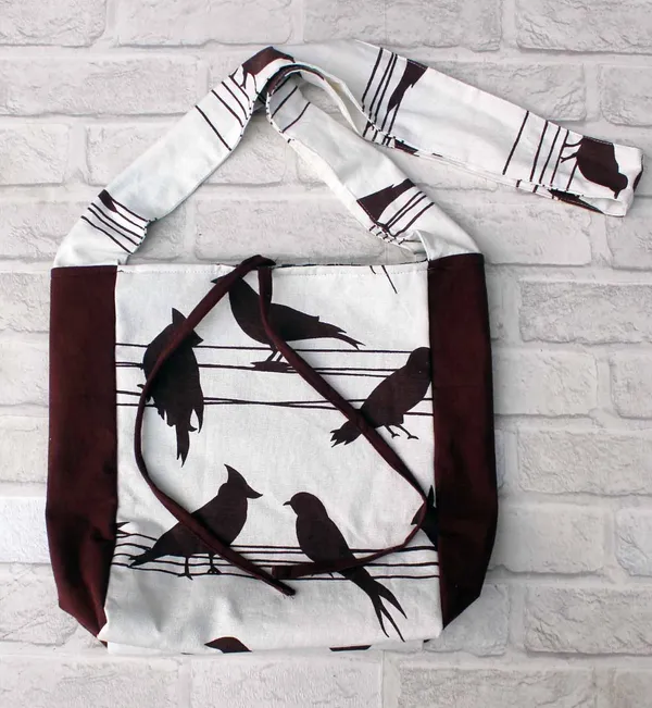 Pack_of_1_Piece_Cotton_Brown_Bird_Printed_Crossbody_Messenger_Bag_for_Women,_Men,_Girl_&_Boy