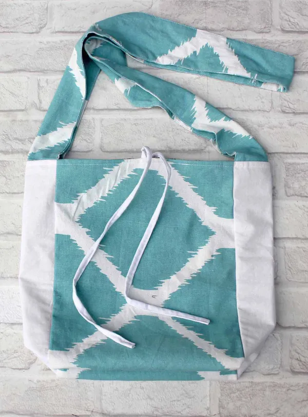 Pack_of_1_Piece_Cotton_Aqua_Ikat_Printed_Crossbody_Messenger_Bag_for_Women,_Men,_Girl_&_Boy