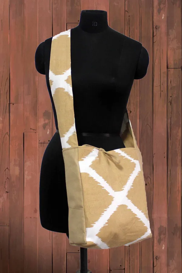 Pack_of_1_Piece_Cotton_Beige_Ikat_Printed_Crossbody_Messenger_Bag_for_Women,_Men,_Girl_&_Boy