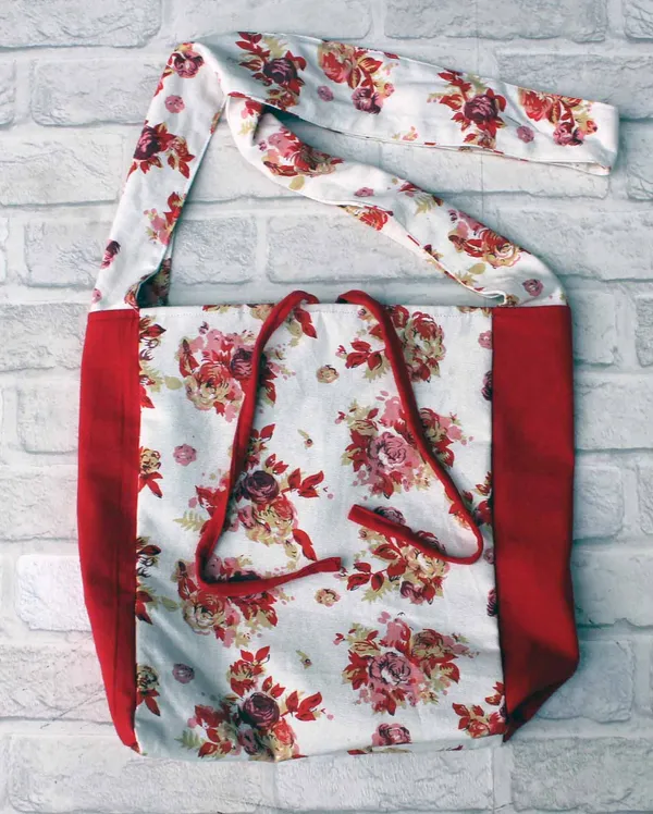 Pack_of_1_Piece_Cotton_Maroon_Floral_Printed_Crossbody_Messenger_Bag_for_Women,_Men,_Girl_&_Boy