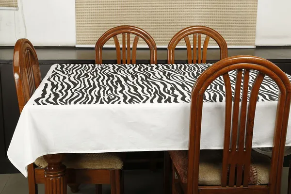 Pack_of_1_Piece_Cotton_White_Zebra_Printed_Table_Cover_Set_for_Center_and_Dinning_Table