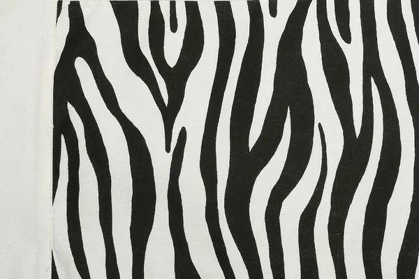 Pack_of_1_Piece_Cotton_White_Zebra_Printed_Table_Cover_Set_for_Center_and_Dinning_Table