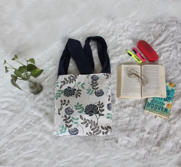 Pack_of_1_Piece_Cotton_Blue_Big_Leaf_Printed_Collection_Crossbody_Messenger_Bag_for_Women,_Men,_Girl_&_Boy
