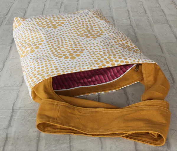 Pack_of_1_Piece_Cotton_Yellow_Bubble_Printed_Collection_Crossbody_Messenger_Bag_for_Women,_Men,_Girl_&_Boy