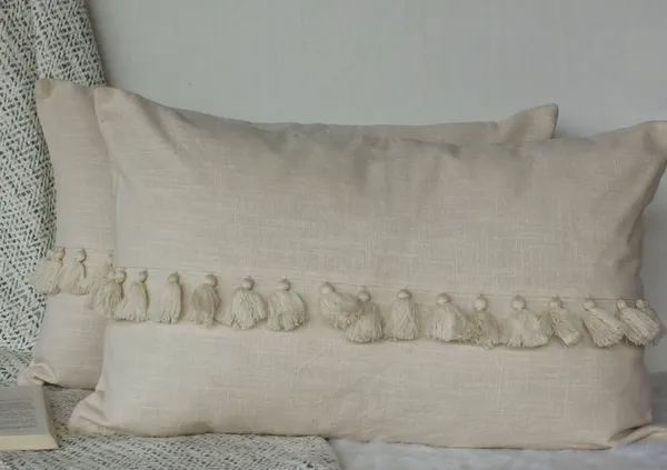 Pack_of_2_Pieces_Cotton_Cream_Merit_Cotton_Tassel_Collection_Cushion_and_Pillow_Cover_for_Living_Room_and_Bedroom