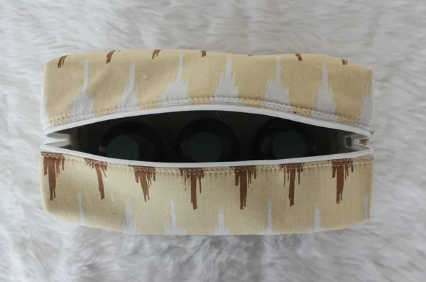 Pack_of_1_Piece_Cotton_Beige_Brown_Printed_Ternion_Collection_Travel_Organize_Pouch_for_Women,_Men,_Girls,_and_Boys
