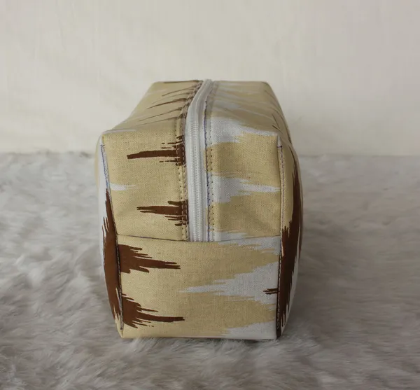 Pack_of_1_Piece_Cotton_Beige_Brown_Printed_Ternion_Collection_Travel_Organize_Pouch_for_Women,_Men,_Girls,_and_Boys