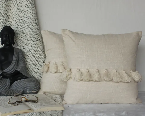 Pack_of_2_Pieces_Cotton_Cream_Merit_Cotton_Tassel_Collection_Cushion_and_Pillow_Cover_for_Living_Room_and_Bedroom