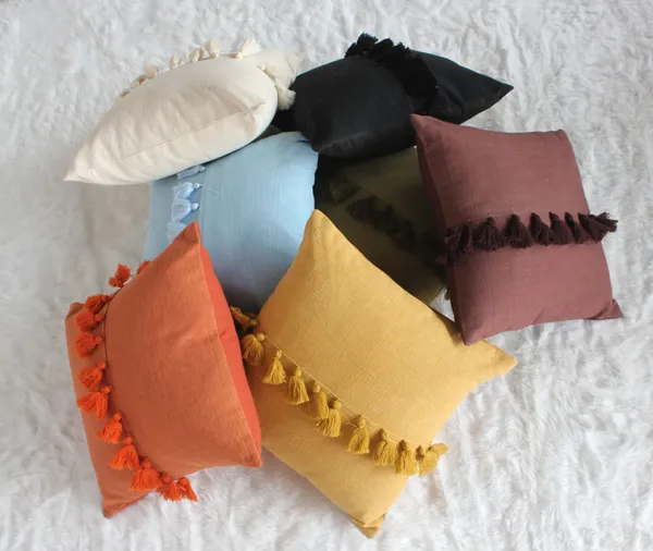 Pack_of_2_Pieces_Cotton_Cream_Merit_Cotton_Tassel_Collection_Cushion_and_Pillow_Cover_for_Living_Room_and_Bedroom