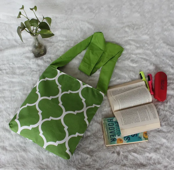 Pack_of_1_Piece_Cotton_Garden_Green_Ogee_Printed_Collection_Crossbody_Messenger_Bag_for_Women,_Men,_Girl_&_Boy