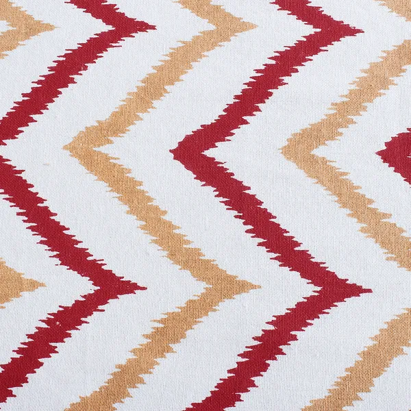 Pack_of_1_Piece_Cotton_Red_Chevron_Printed_Table_Runner_for_Dining_&_Center_Table