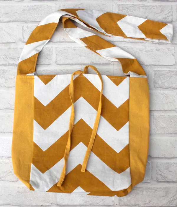 Pack_of_1_Piece_Cotton_Yellow_Chevron_Printed_Crossbody_Messenger_Bag_for_Women,_Men,_Girl_&_Boy