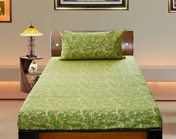 Pack_of_2_Pieces_Cotton_Green_Royal_Gold_Printed_Single_Bedsheet_With_Pillow_Cover_for_Bedroom,_Guest_Room,_Kids_Room