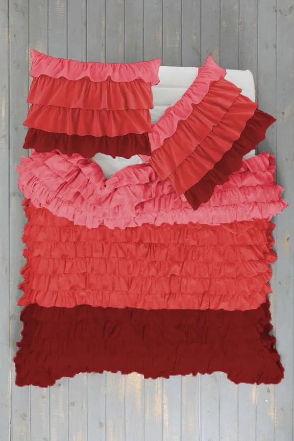 Pack_of_2_&_3_Pieces_Cotton_Ruffle_King_Single_Bedsheet_With_Pieces_Pillow_Cover_for_Bedroom,_Guest_Room,_Kids_Room