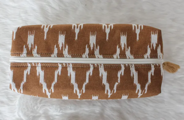 Pack_of_1_Piece_Cotton_Brown_Printed_Waggel_Collection_Travel_Organize_Pouch_for_Women,_Men,_Girls,_and_Boys