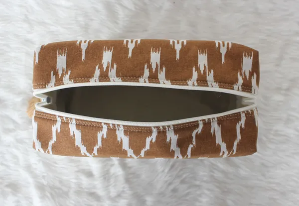 Pack_of_1_Piece_Cotton_Brown_Printed_Waggel_Collection_Travel_Organize_Pouch_for_Women,_Men,_Girls,_and_Boys