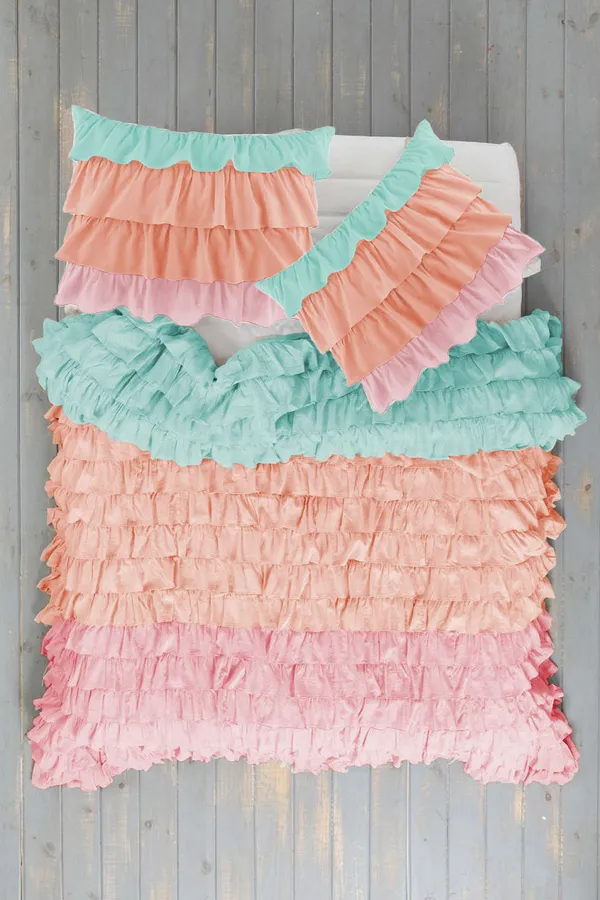 Pack_of_3_Pieces_Cotton_Ruffle_King_Single_Bedsheet_With_Pieces_Pillow_Cover_for_Bedroom,_Guest_Room,_Kids_Room