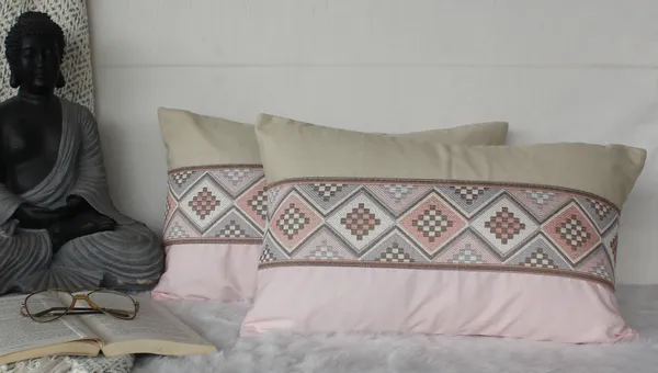 Pack_of_2_Pieces_Cotton_Pink_Mesh_Jacquard_Collection_Cushion_Cover_for_Living_Room_and_Bedroom