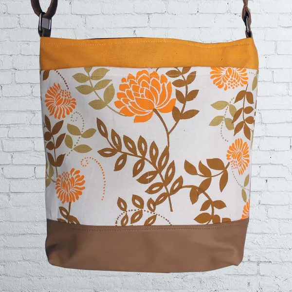Pack_of_1_Piece_Cotton_Yellow_Big_Flower_Printed_Hand_Bag_for_Girl,_Boy,_Men_and_Women