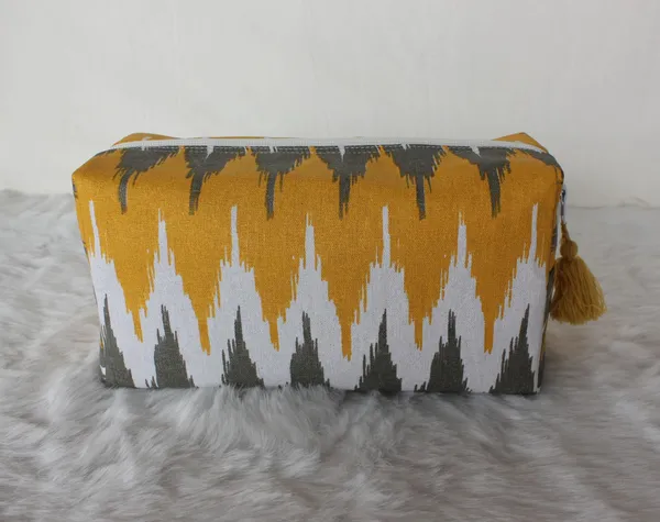 Pack_of_1_Piece_Cotton_Yellow_Grey_Printed_Ternion_Collection_Travel_Organize_Pouch_for_Women,_Men,_Girls,_and_Boys