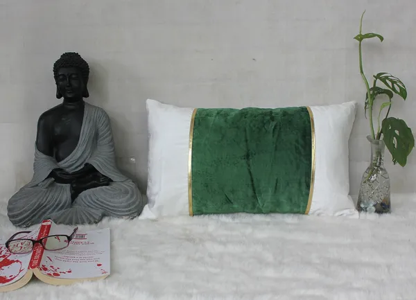 Pack_of_2_Pieces_Cotton_Green_Ariel_Velvet_Collection_Cushion_and_Pillow_Cover_for_Living_Room_and_Bedroom