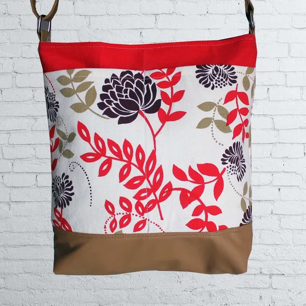 Pack_of_1_Piece_Cotton_Red_Big_Flower_Printed_Hand_Bag_for_Girl,_Boy,_Men_and_Women