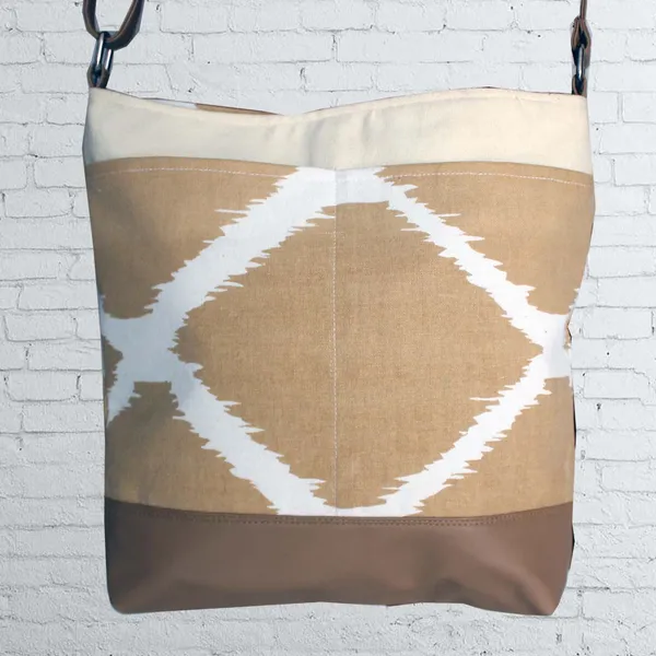Pack_of_1_Piece_Cotton_Beige_Burfi_Ikat_Printed_Hand_Bag_for_Girl,_Boy,_Men_and_Women