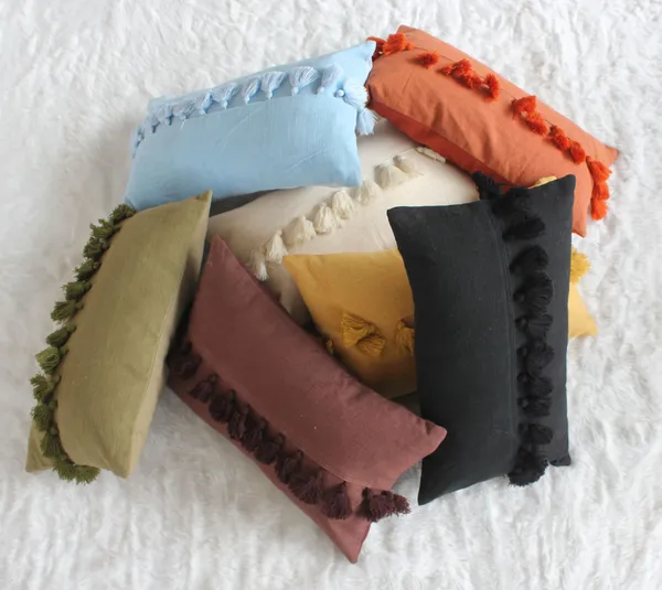 Pack_of_2_Pieces_Cotton_Cream_Merit_Cotton_Tassel_Collection_Cushion_and_Pillow_Cover_for_Living_Room_and_Bedroom