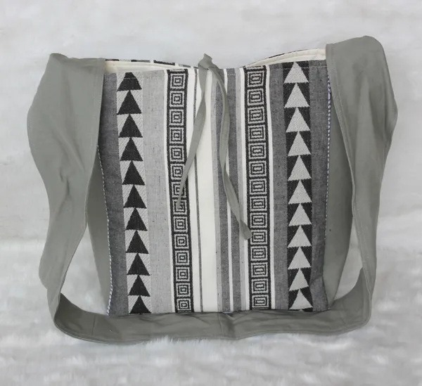 Pack_of_1_Piece_Cotton_Black_Grey_Waved_Estrea_Colourful_Collection_Crossbody_Messenger_Bag_for_Women,_Men,_Girl_&_Boy